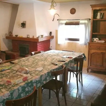 Pietricica Alpesi faház *