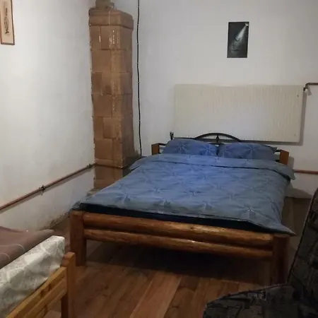 Pietricica Alpesi faház *